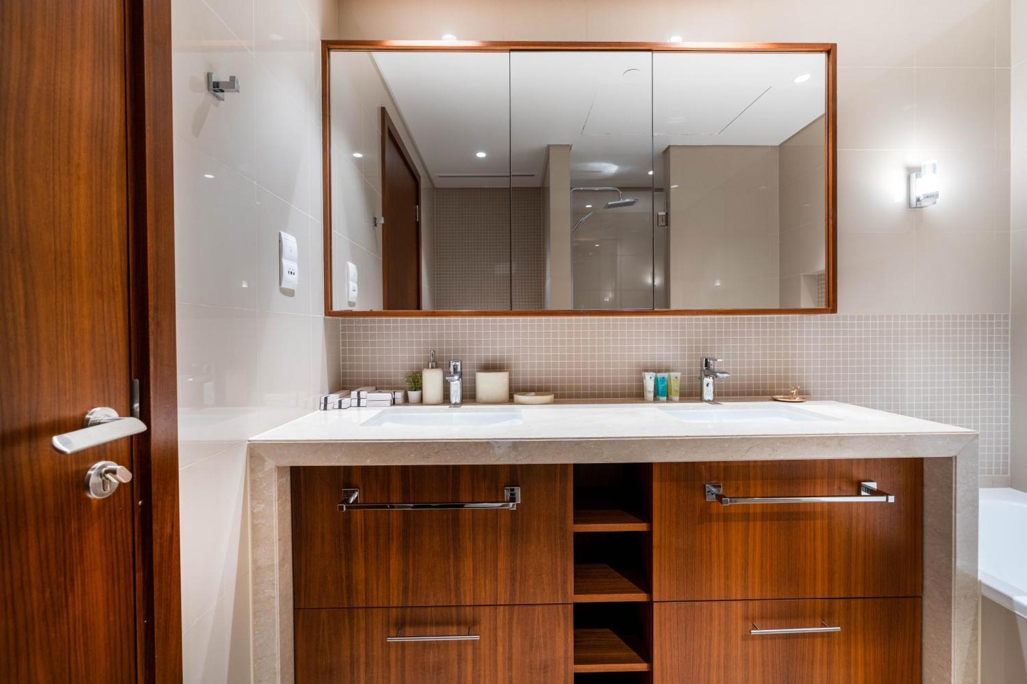 Lux Apt-Burj View Opp. Dxb Mall Dubaj Kültér fotó
